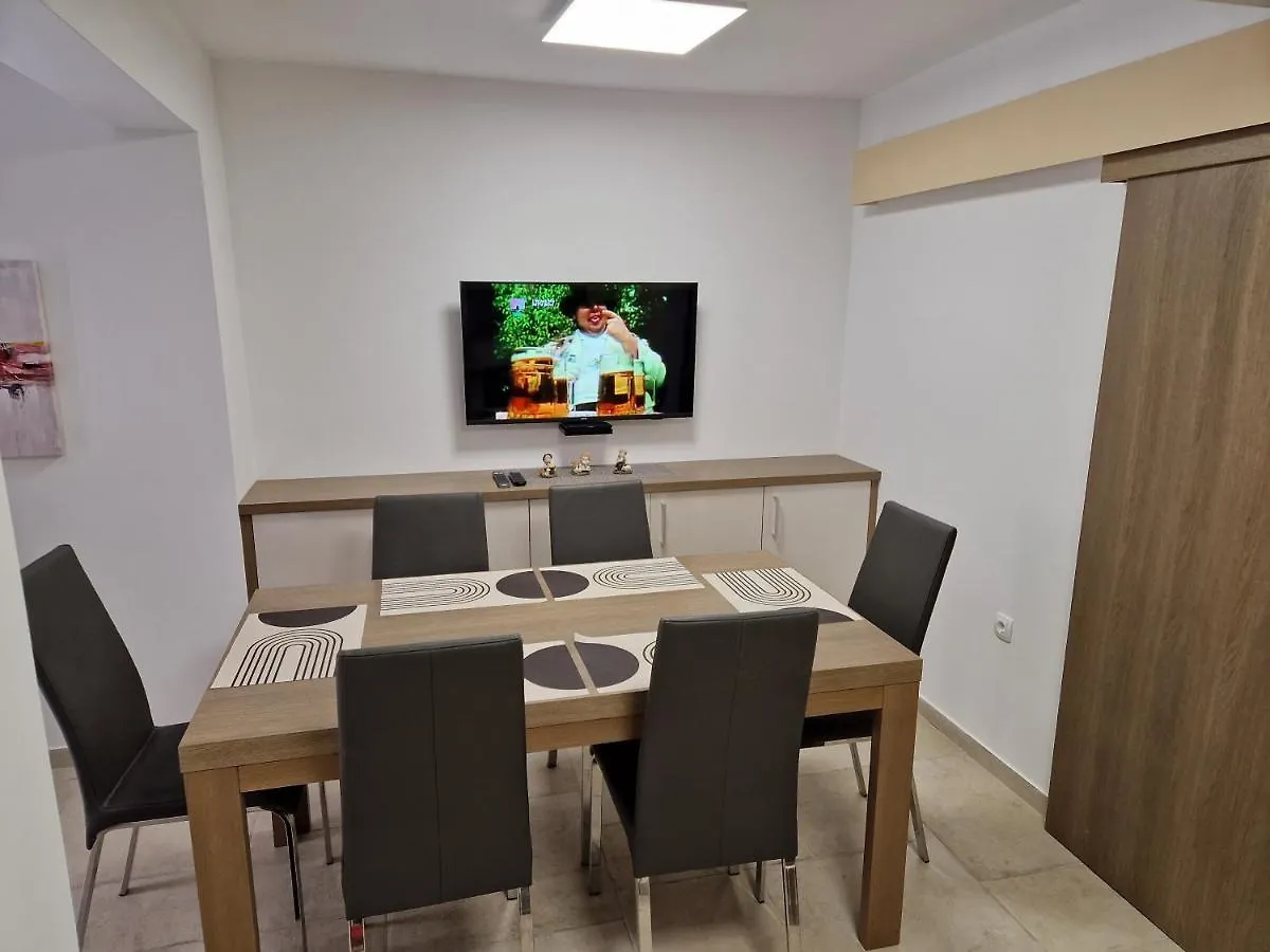 S + A Daire Posedarje